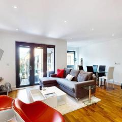 2Bed & 2Bath Flat w free parking, lift, balcony