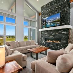 Luxury Home with Spectacular Rocky Mountain Views!