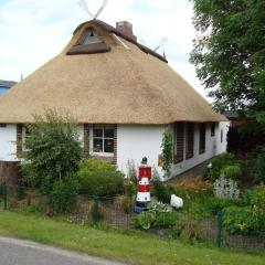 Ferienhaus in Rathjensdorf mit Grill, Garten und Terrasse