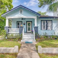 Pet-Friendly Galveston Bungalow, half Mi to Beach!