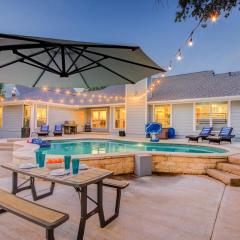 Dripping Springs Fully Renovated Luxury Retreat with Pool