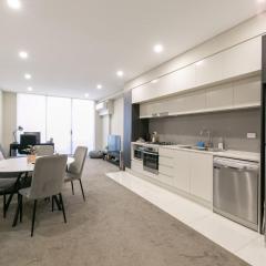 Comfortable apartment, near Parramatta CBD!