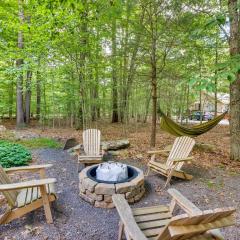 Peaceful Poconos Hideaway Grill and Fire Pit!