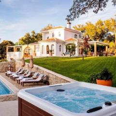 Traumhaftes Ferienhaus mit privatem Pool und Tennisplatz im Herzen Andalusiens