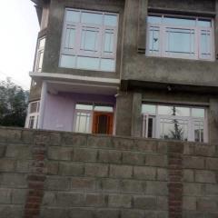 OYO Home Yasmeena Homestay