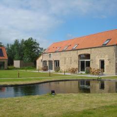 Ferienhaus in Jabbeke mit gemeinsamem Pool, Terrasse und Garten