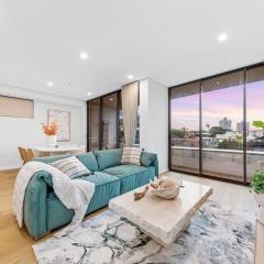 Luxury Penthouse 3 Bedrooms in Neutral Bay