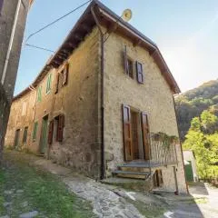 Mansion in Pescaglia near Tuscan Coast