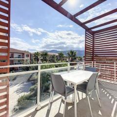 3279-T3 dans une résidence avec piscine