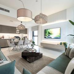 Burj Crown - New Sky High, Near Burj Khalifa, Boulevard View, Opposite Dubai Mall