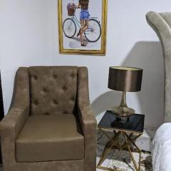 Mars Room (Wi-Fi and smart TV) Ikoyi