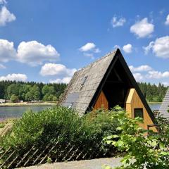 Wooden chalet with oven in Oberharz near a lake