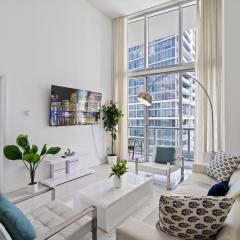 Icon 1 Bed With Water Views 16 ft Ceilings and Free Spa Access