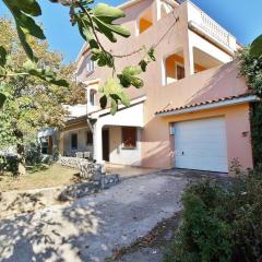 Apartments with parking space Lopar, Rab - 22583