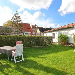 1 Bedroom Lovely Home In Garz Auf Rgen