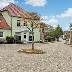 Cozy Apartment In Frstenberg-havel Ot H With Wifi
