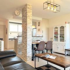 Appartement 3 pièces refait à neuf avec parking, 4 couchages, proche plage et commerces - Le Lavandou - FR-1-251-584