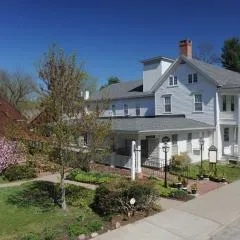 Deerfield Inn