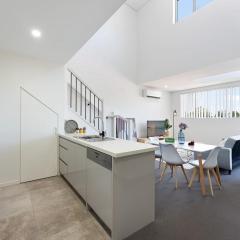 Aircabin - Epping - Loft Style - Comfy - 1 Bed Apt