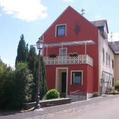 Comfortable Holiday Home near Vineyards in Bremm