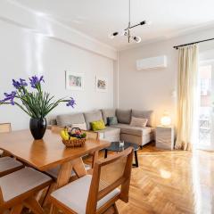 A night at the Museum, Lux apt next to the National Archaeological Museum of Athens