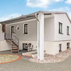 Pet Friendly Apartment In Vogelsang-warsin With Kitchen