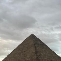 Pyramids view apartments