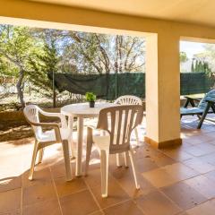 Grifeu 15 - Apartamento pequeño con patio