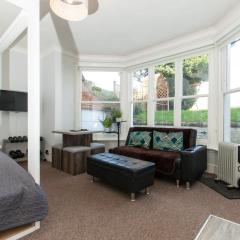 GuestReady - Classy Studio in Brighton