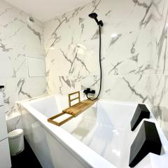 Baignoire Spa - 2 pièces moderne