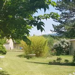 Petit havre de paix au coeur du Luberon avec sauna