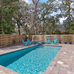 Relax-N-Sea - 524 Bartow Street