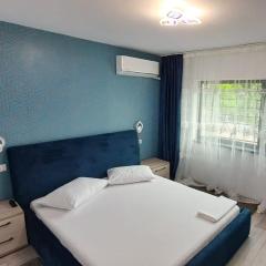 Apartament lângă Port Turistic Mangalia 2 camere decomandate, renovat 2023