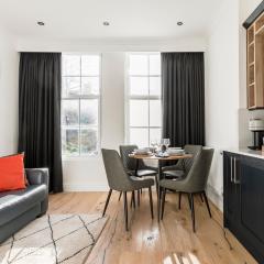 Modern Apartment, 2 Stops to Central London, Netflix, Smart Locks