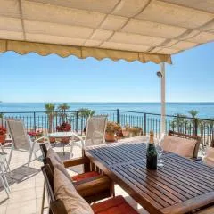 Casa amarilla del mar p3y4