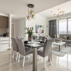 Frank Porter - 17 Icon Bay