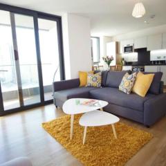 Excel - O2 Arena - 2 Bed Apartment Parking & Netflix