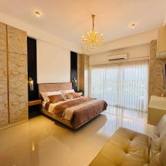 Grand Sri Lounge - Ocean Breeze Hotel residents