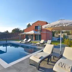 Castelia Luxury Villas