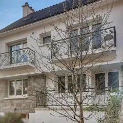 3 Bedroom Stunning Home In Lanvaudan