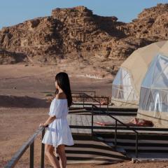 RUM MOON lUXURY CAMP