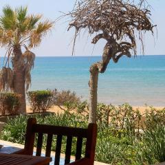 Beach Front Apartment In Cava Daliga With House A Panoramic View