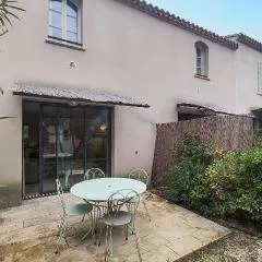 Nice Home In Saint-Laurent-De-La-Ca
