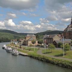 Logement en bord de Meuse « La Jolie Rose »