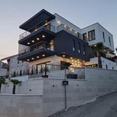 Luxury Villa Adriatica-*Heated Pool-Sauna-Jacuzzi*