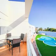 Sunny Paradise by Los Pinos Holidays