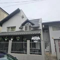 Georgiana Apartments 2