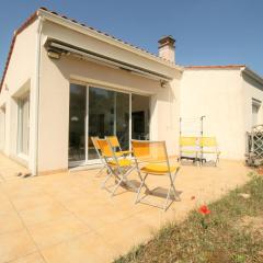 Maison avec Jardin à 150m de la Plage, 2 Chambres, Wi-Fi, Parking, Animaux Acceptés - FR-1-22-351