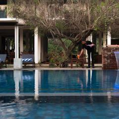 Lario Resort Sigiriya