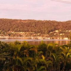 Brisbane waters cottage at Point Clare NSW